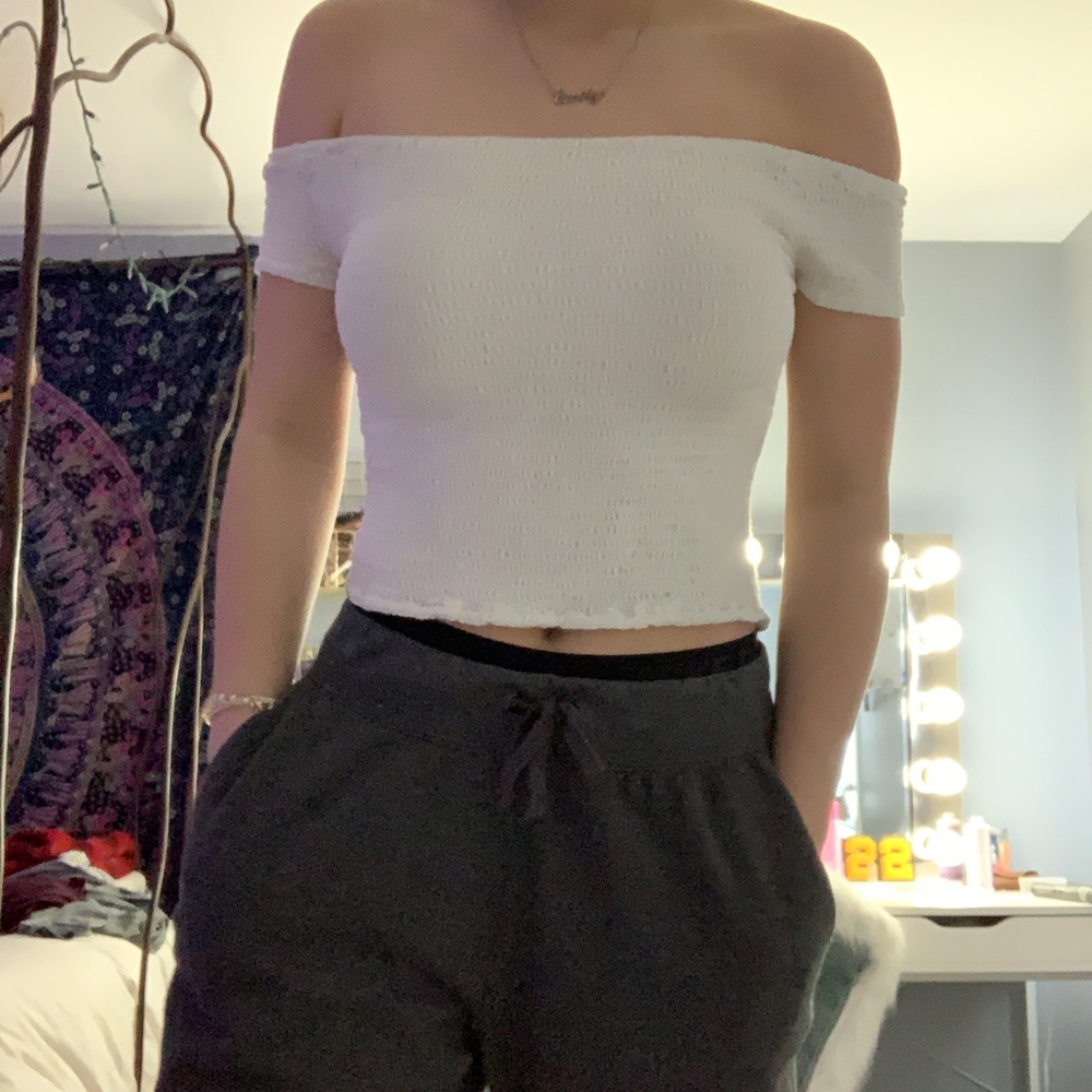 brandy melville scrunchy off the shoulder top